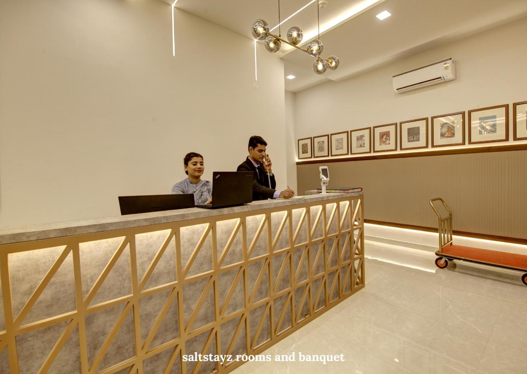 Saltstayz Premier Executive Serviced Apartment - Golf Course Extension Road Gurgaon Exterior foto